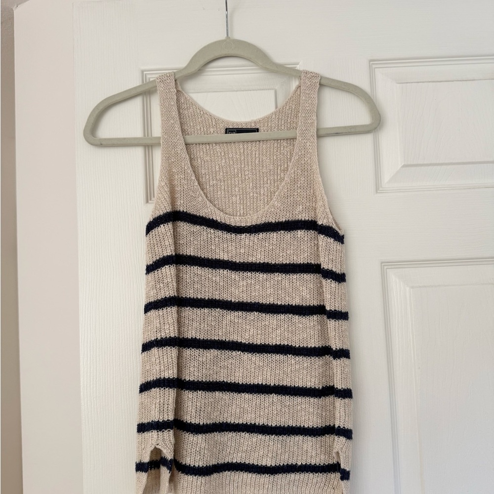 GAP knit tank NWOT